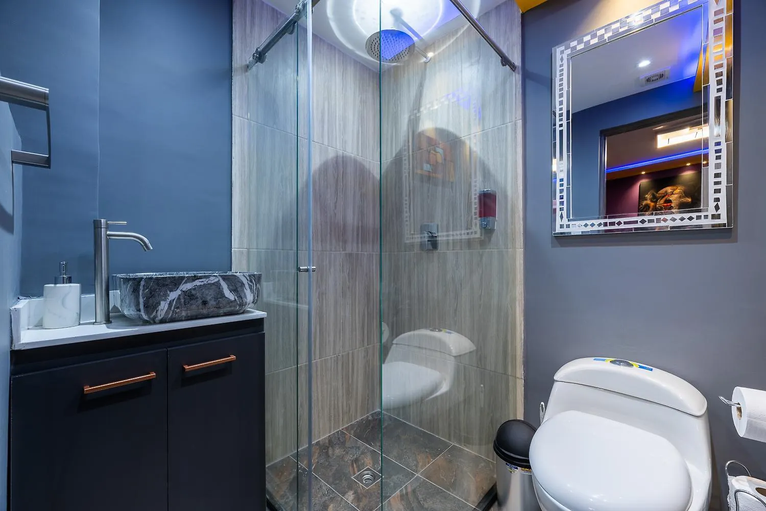 Provenza Infinity Steam Sauna Jacuzzi, Ac , Luxury Prime Location Medellin 0*,